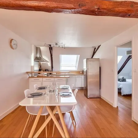 Bright Duplex St Mathieu - Rooftop View