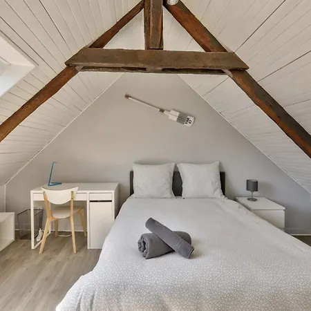 Bright Duplex St Mathieu - Rooftop View Apartment